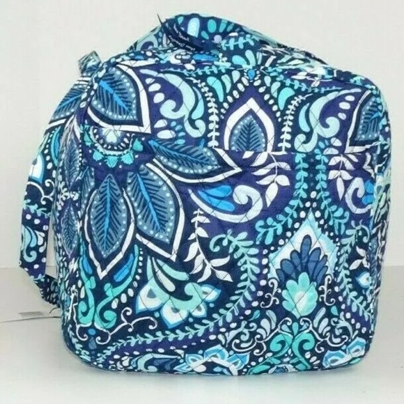 ‼️holiday sale-FIRM‼️ NWT Vera bradley large duffel bag blue island medallion - Picture 5 of 11